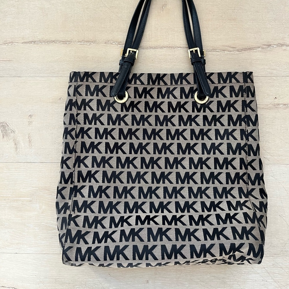 Vintage 2004 Michael Kors black and tan logo, gold clasps
